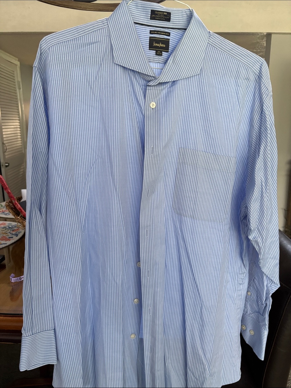 Neiman Marcus Men’s Light Blue yPinstripe Dress Shirt